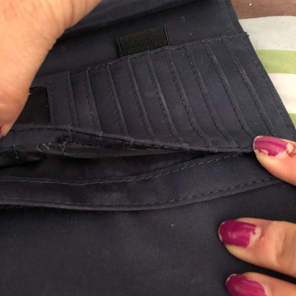 Tommy Hilfiger Wallet - Picture 4 of 5